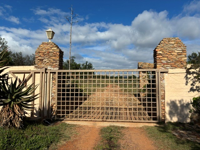 7 Bedroom Property for Sale in Joubertina Rural Eastern Cape